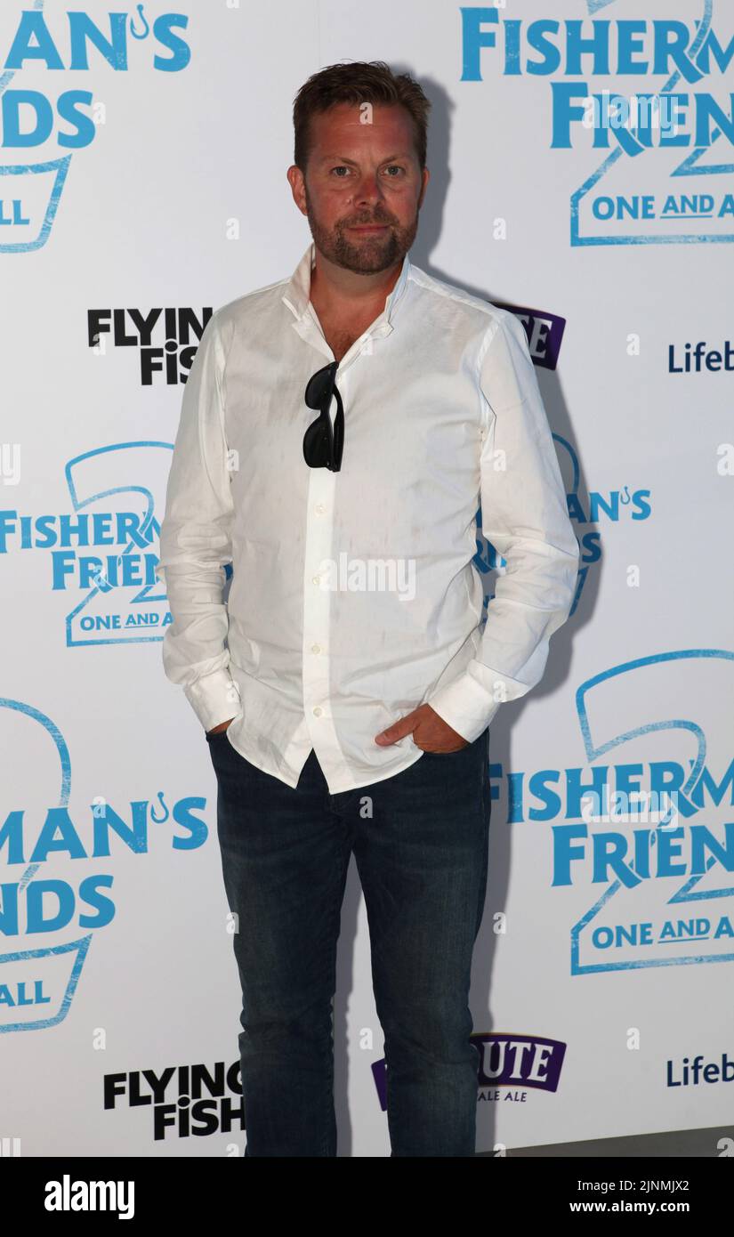 Newquay. Cornwall. UK. Nick Moorcroft at the Fisherman's Friends One