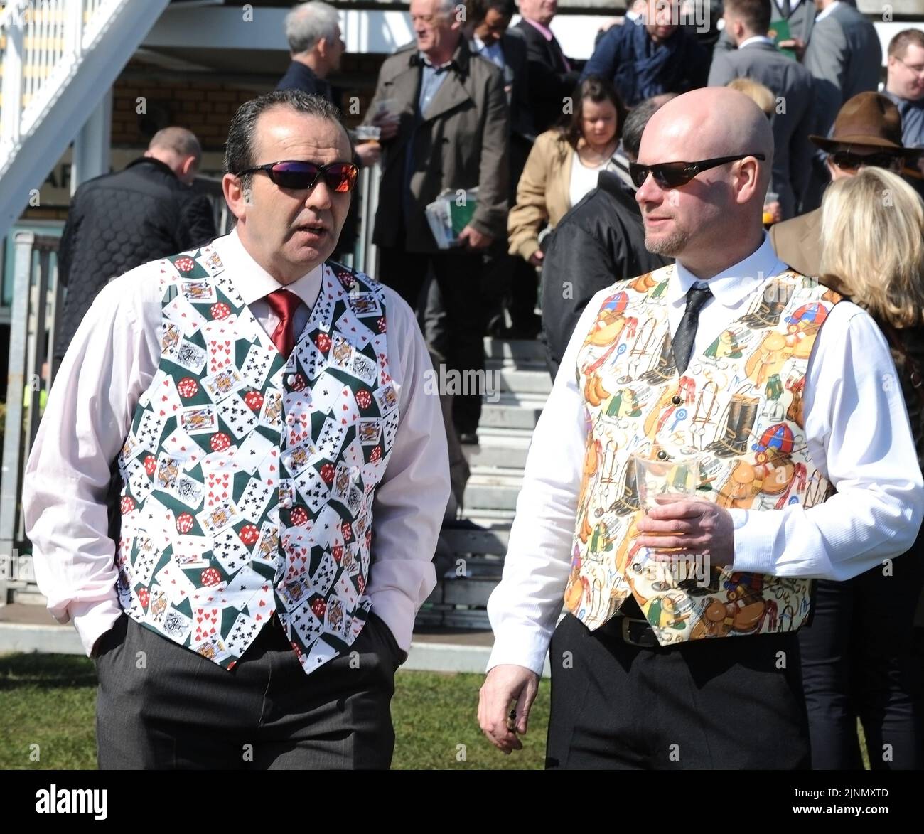 Aintree races hi-res stock photography and images - Alamy