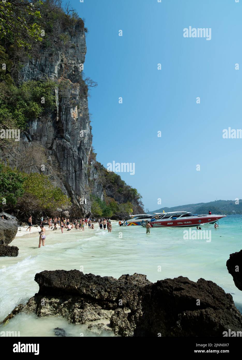 tour-boats-and-tourists-one-of-the-most-interesting-places-to-visit-on