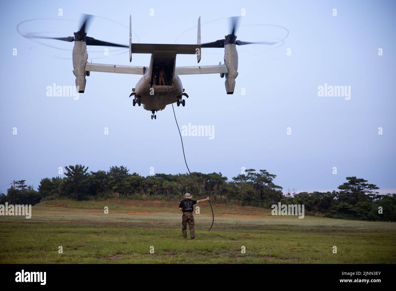 Rappelling out of helicopter hi-res stock photography and images - Alamy