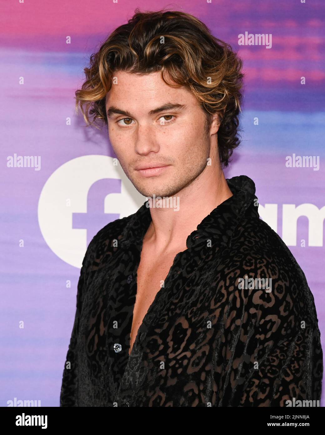 Chase stokes hi-res stock photography and images - Page 2 - Alamy