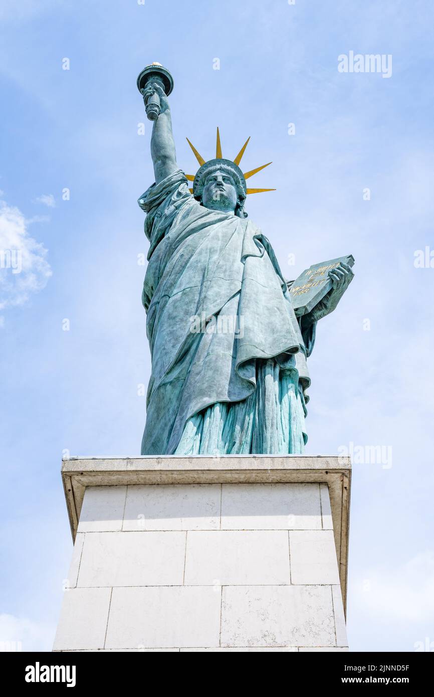 Statue of Liberty in Paris, France Stock Photo Alamy