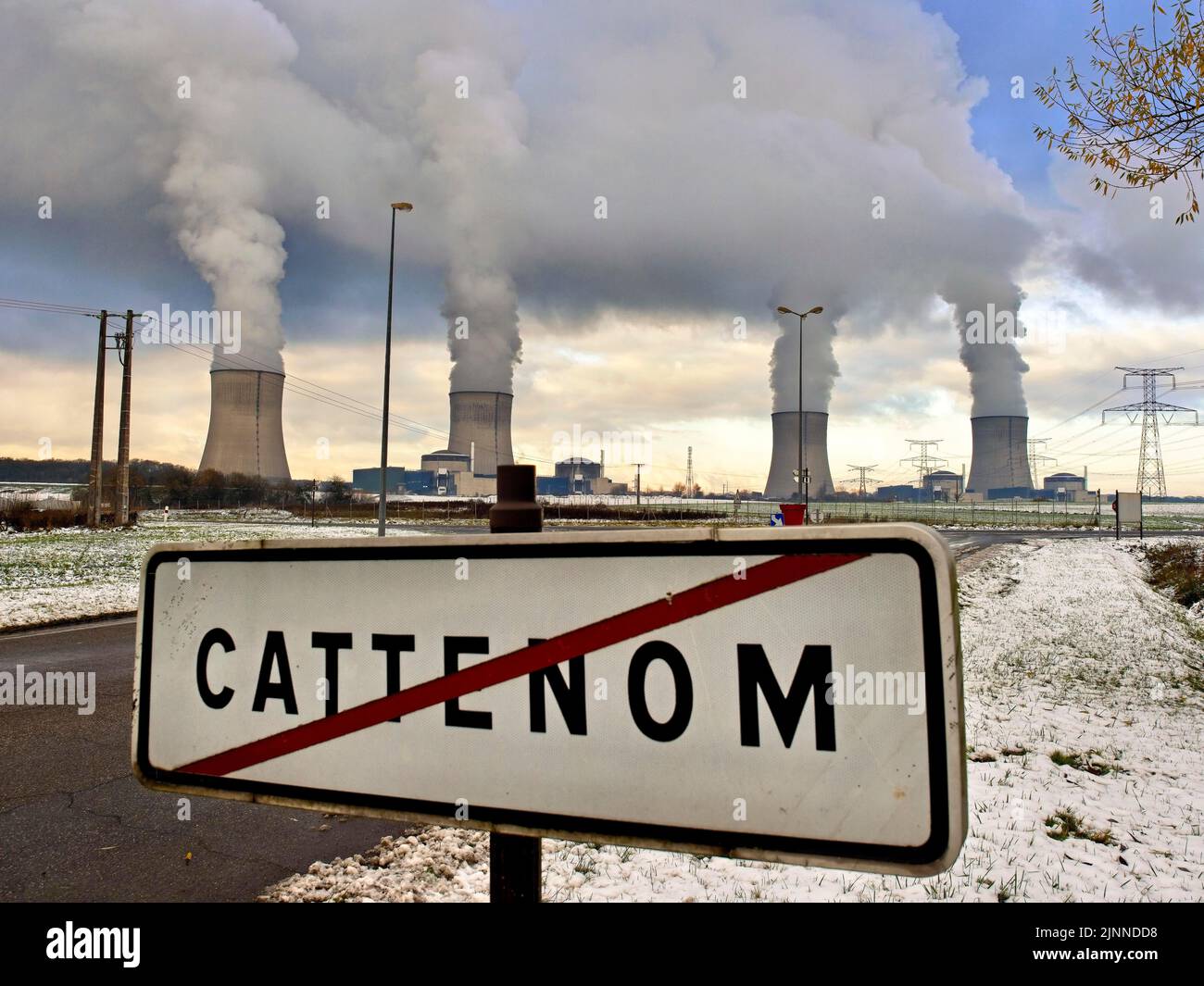 Cattenom Nuclear Power Plant, AKW, nuclear power plant Cattenom, Lorraine, France Stock Photo