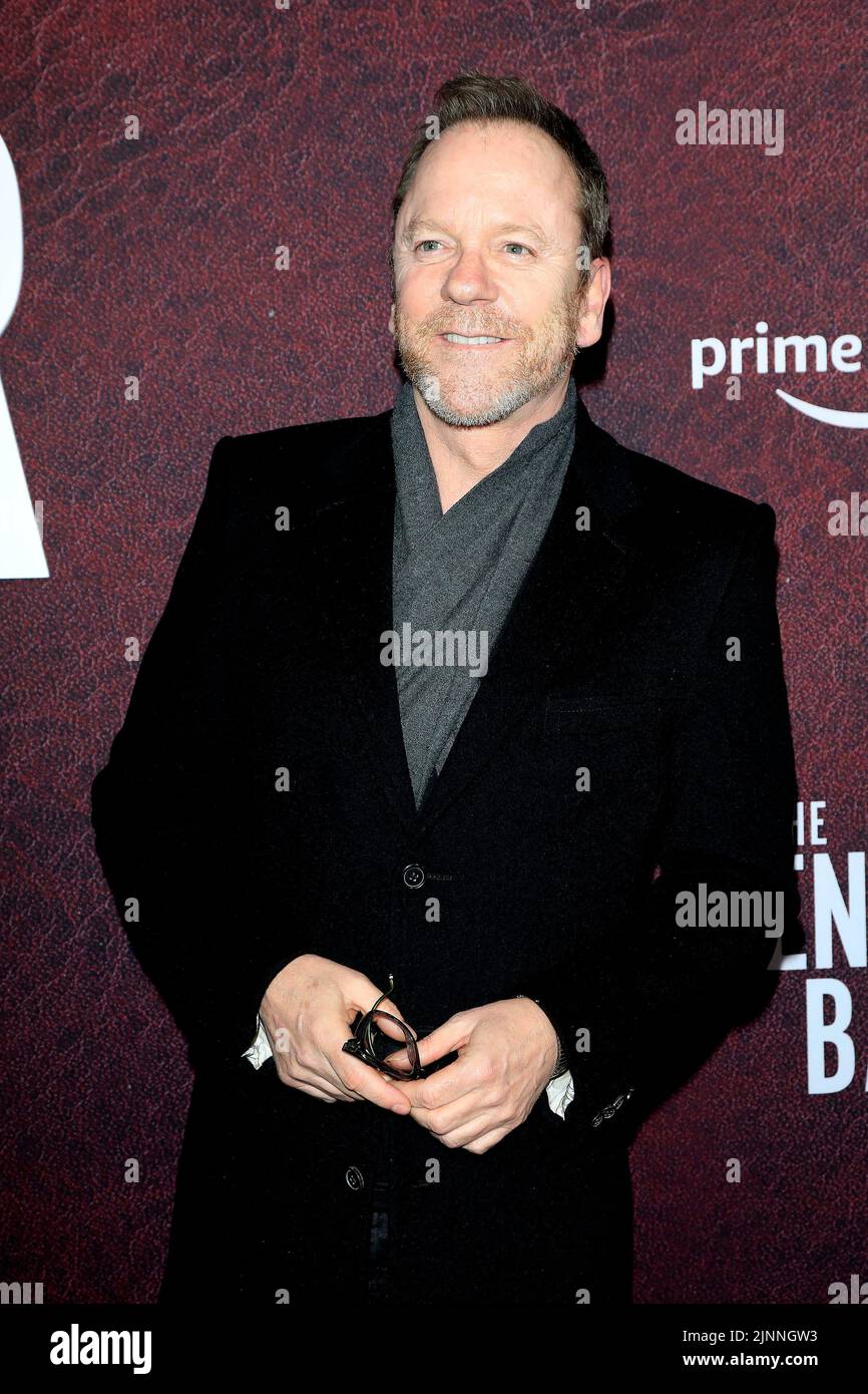 December 12, 2021, Los Angeles, California, USA: LOS ANGELES - DEC 12: Kiefer Sutherland at the LA Premiere of The Tender Bar at TCL Chinese Theatre IMAX on December 12, 2021 in Los Angeles, CA (Credit Image: © Nina Prommer/ZUMA Press Wire) Stock Photo