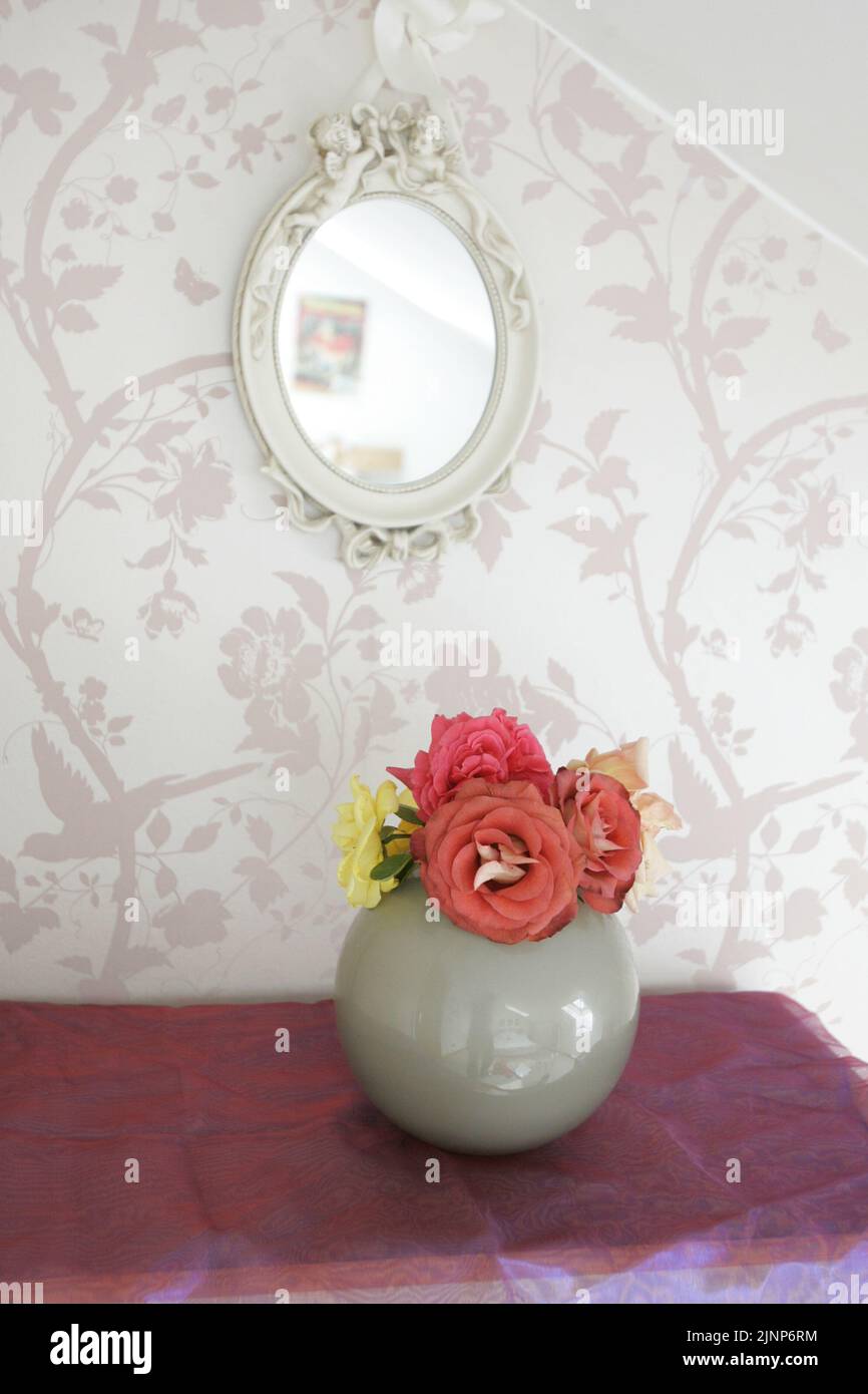 Grandmas vase hires stock photography and images Alamy