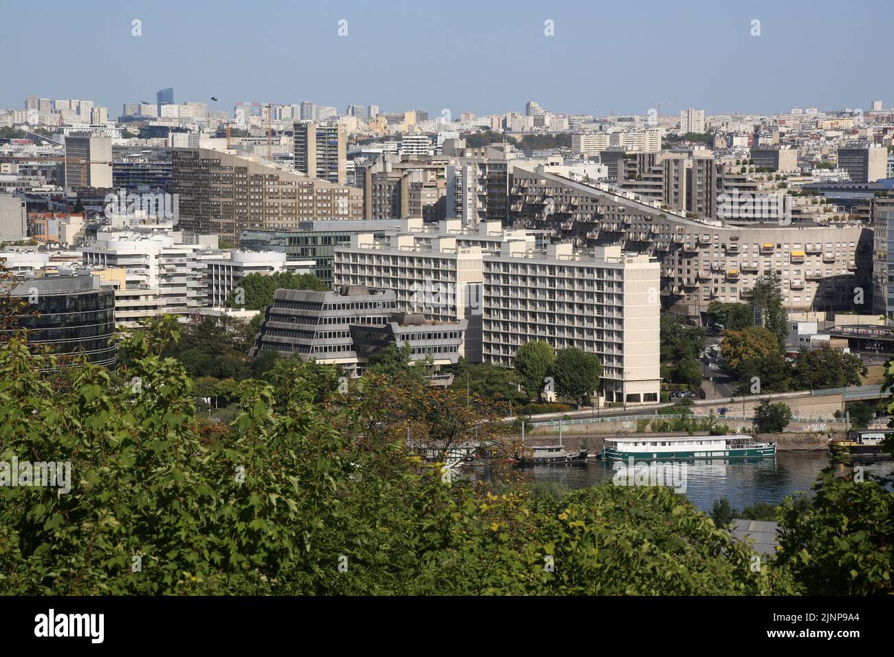 Paris boulogne billancourt hi-res stock photography and images - Alamy