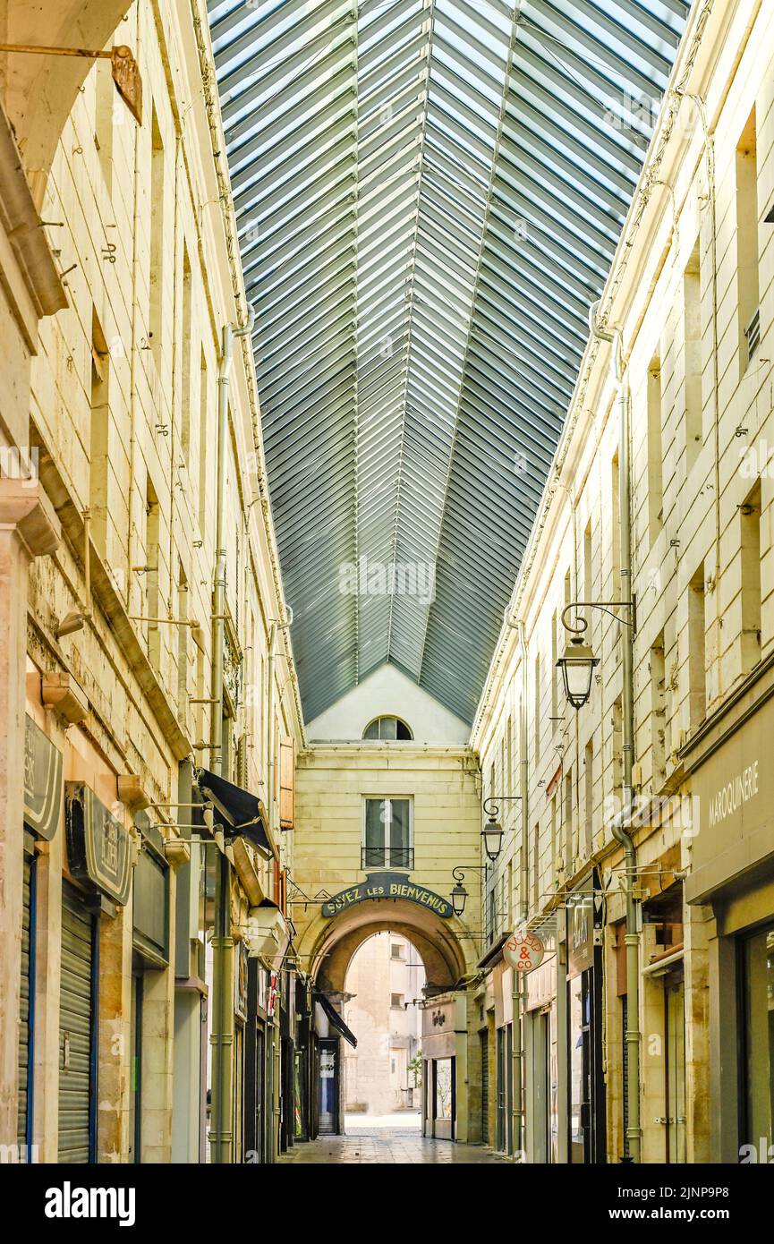 The shopping arcade 'Passage du commerce' at Niort is one of France's oldest Stock Photo
