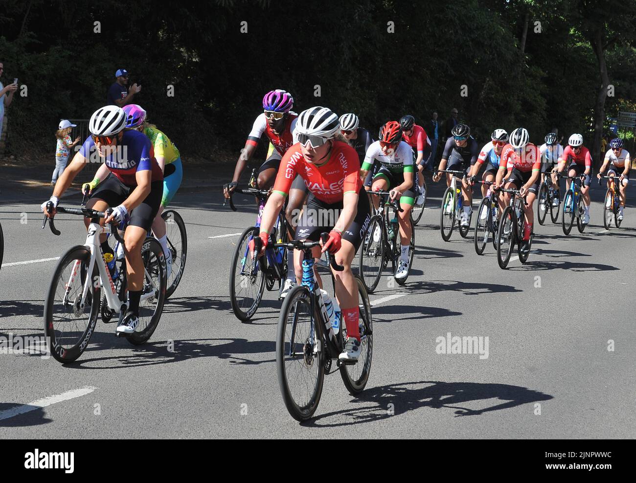 The Commonwealth Games 2022 Women's Cycling Road Race in Warwick Elynor Backstedt of Wales  ( Centre)    Picture by Richard Williams Stock Photo