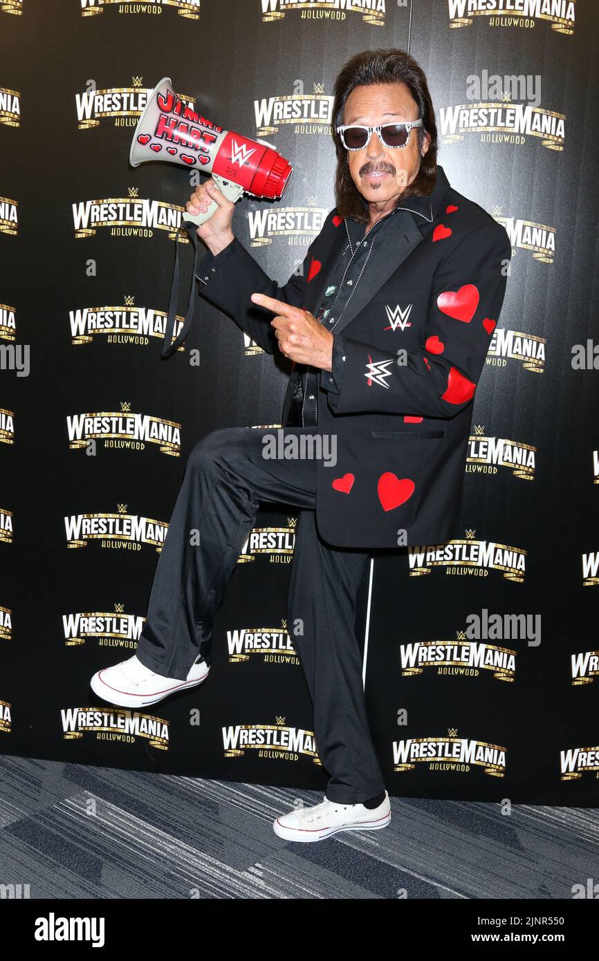 Jimmy hart wwf hi-res stock photography and images - Alamy