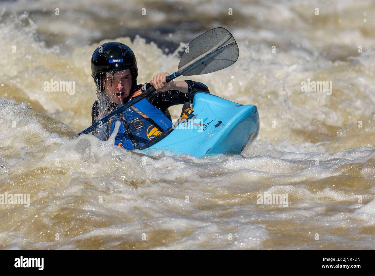 (Ottawa River near Cobden, Canada12 August 2022) Paddlers working