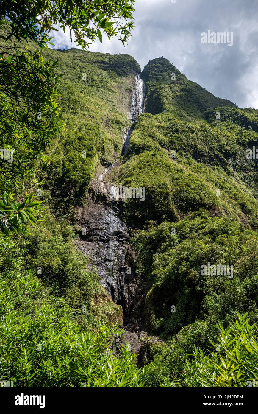 White waterfall hi-res stock photography and images - Alamy
