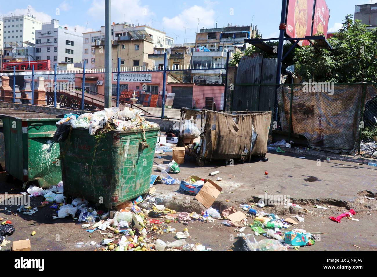 Garbage seen in a street of Beirut, Lebanon, on August 11 2022.  (Photo by Elisa Gestri/Sipa USA). Stock Photo