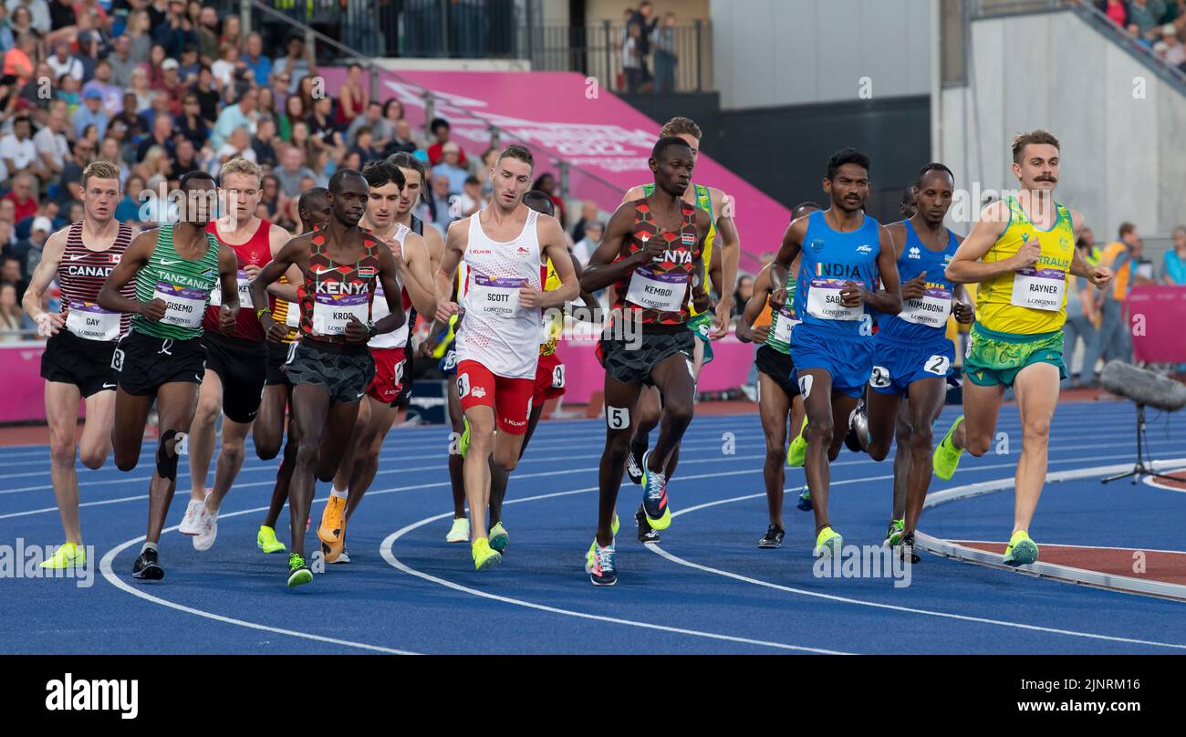 Men’s 5000m final start at the Commonwealth Games at Alexander Stadium