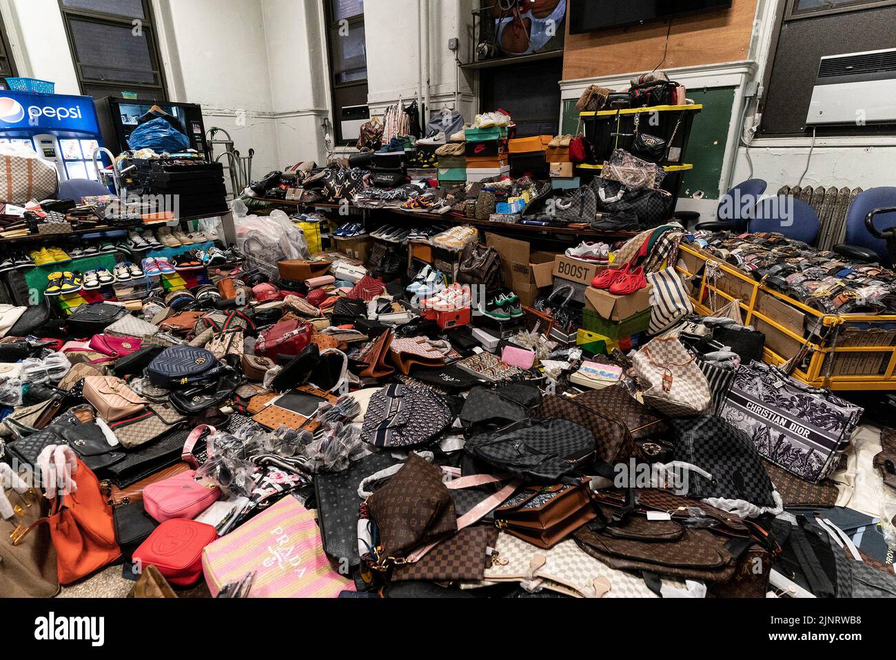 NYPD pulls off massive counterfeit goods bust on Canal Street 