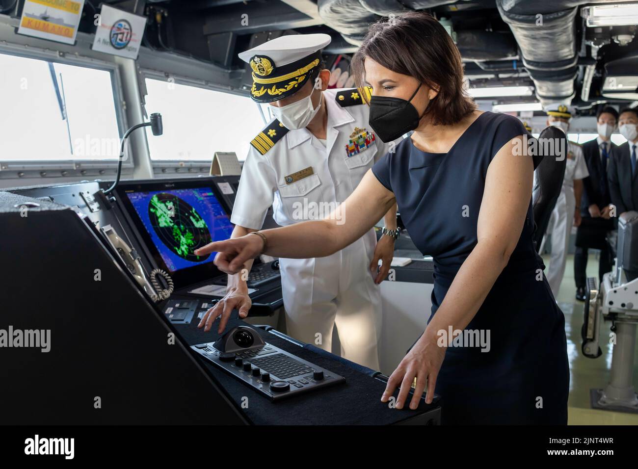 Yokosuka, Japan. 11th July, 2022. Annalena Baerbock (Alliance 90/The Greens), Federal Foreign Minister, visits Japan. Here visiting the Japanese Navy base in Yokosuka. Here inspecting a Japanese Navy corvette. Credit: dpa/Alamy Live News Stock Photo