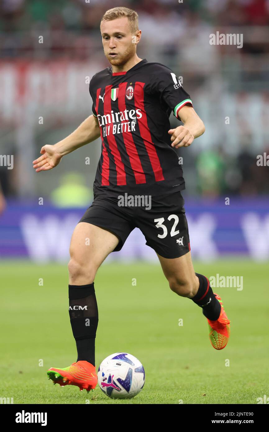 Milan, Italy, 13th August 2022. Tommaso Pobega of AC Milan during the Serie A match at Giuseppe Meazza, Milan. Picture credit should read: Jonathan Moscrop / Sportimage Stock Photo