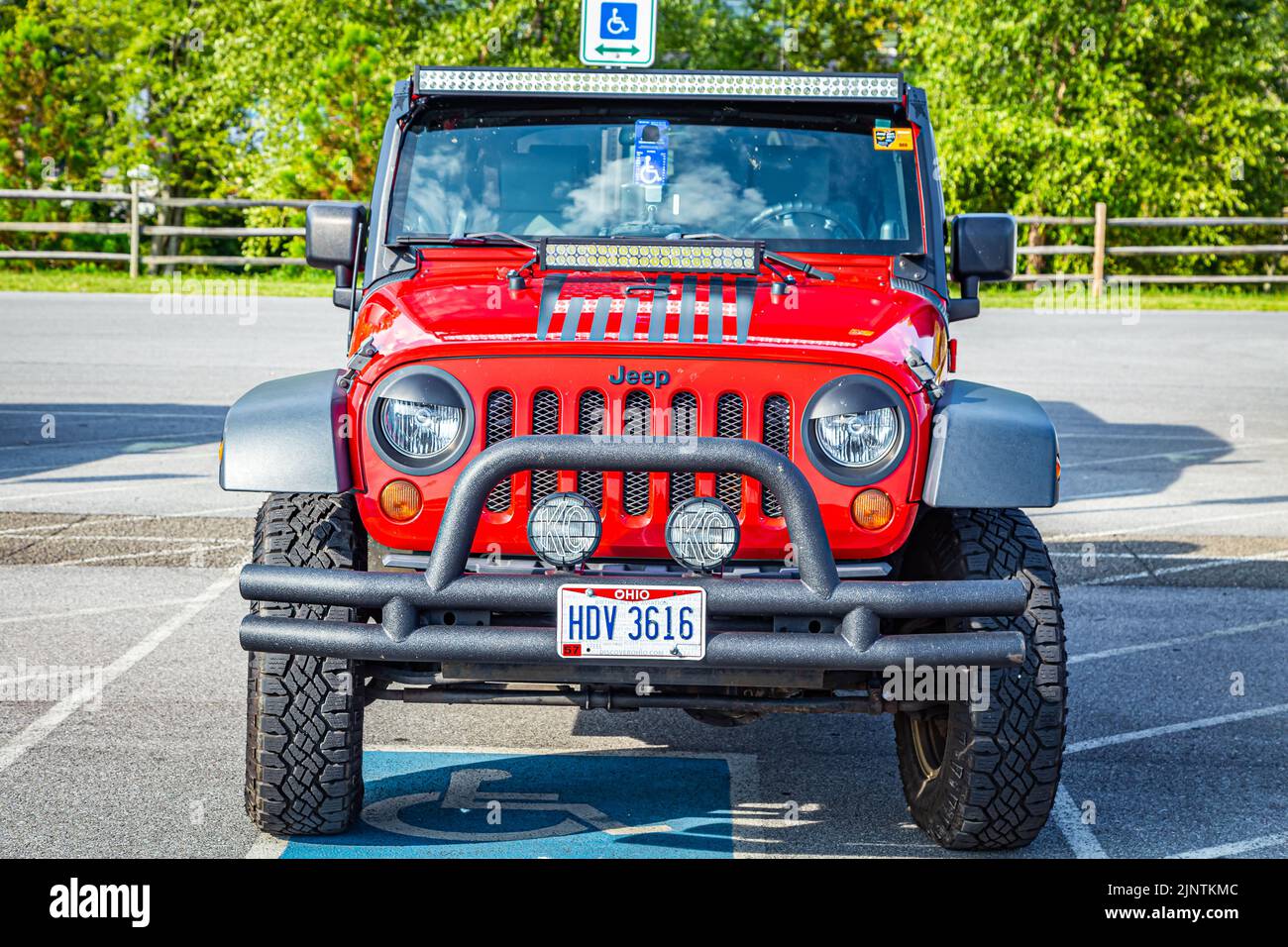 Jeep wrangler off road hi-res stock photography and images - Page