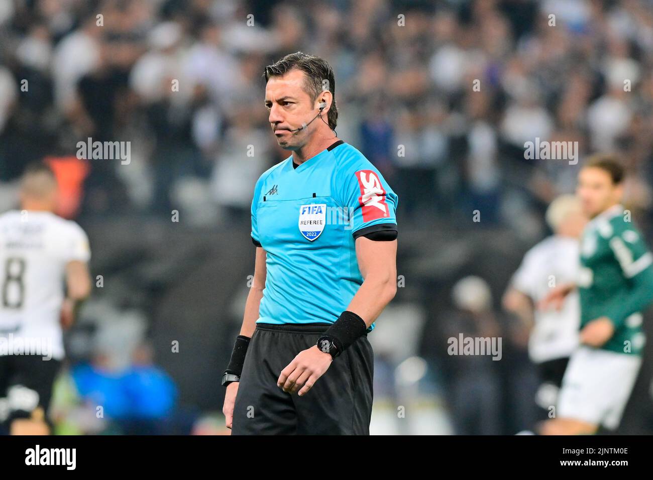 Referee Rafael Claus during a match between Corinthians x Palmeiras valid for the 22nd round of the Brazilian championship 2022 held at NeoQuimica Arena in Sao Paulo/SP, Brazil. (MAURICIO RUMMENS/SPP) Credit: SPP Sport Press Photo. /Alamy Live News Stock Photo