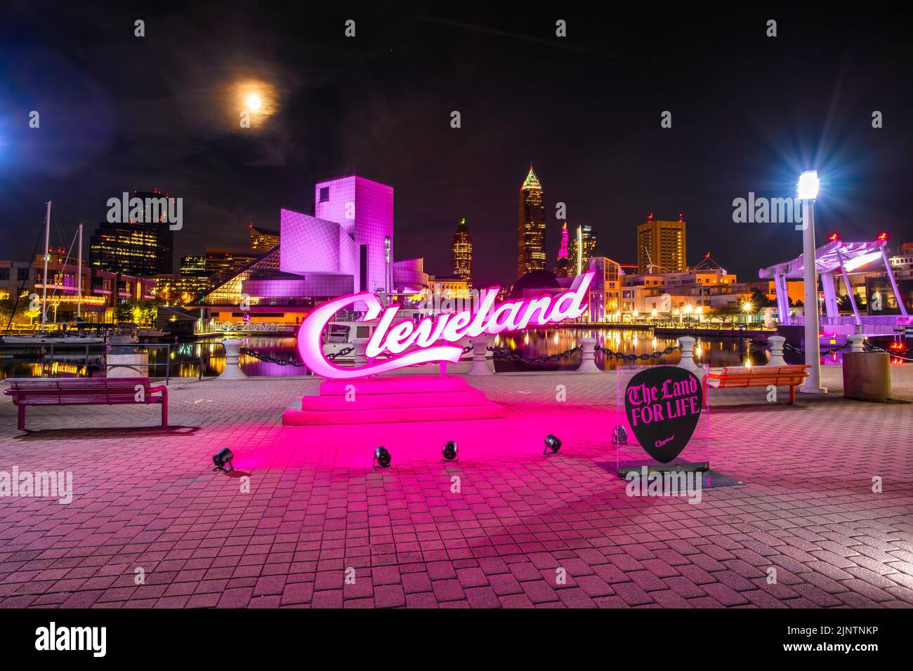 Cleveland Ohio Skyline in Pink for Machine Gun Kelly Concert Stock Photo Alamy