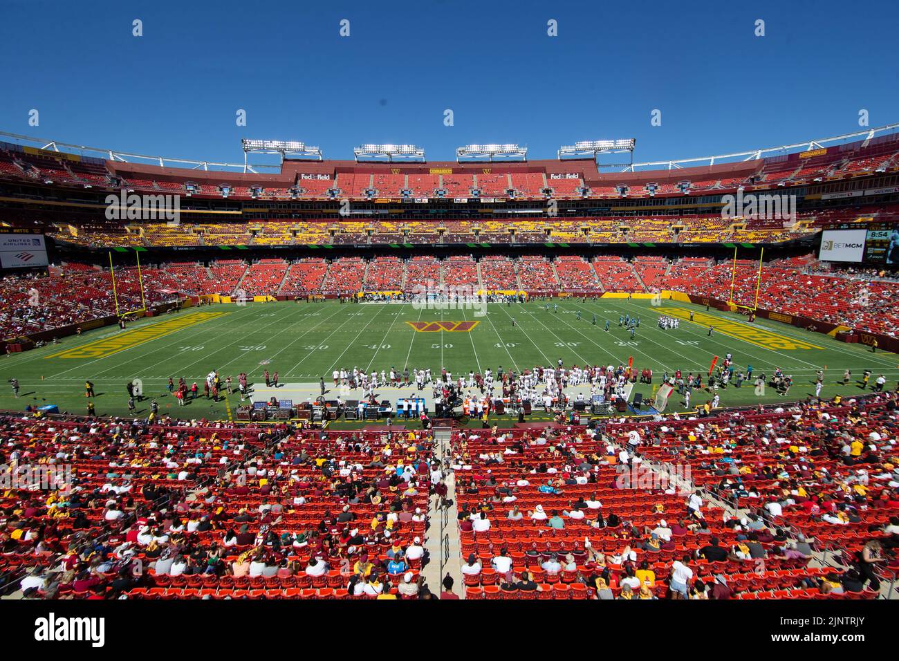 Landover, United States. 13th Aug, 2022. Panorama view during NFL Preseason game between the Carolina Panthers vs the Washington Commanders at FedEx Field in Landover, MD, on Aug. 13, 2022. The Panthers defeated the Commanders 23-21. This is the initial game with the new team name since last season when the Washington franchise was named 'Football Team'. (Max Siker/Image of Sport) Photo via Credit: Newscom/Alamy Live News Stock Photo