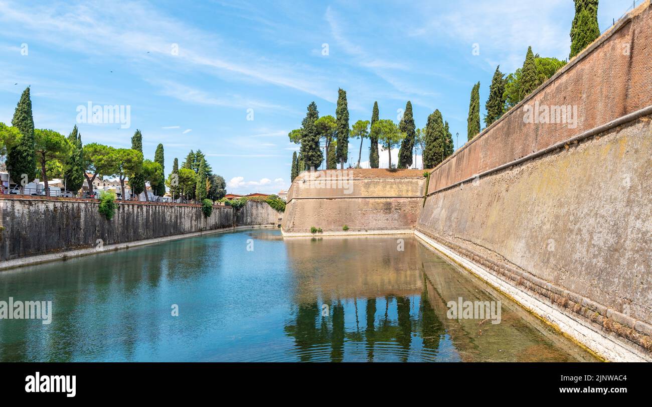 The Venetian walls of the fortress of Peschiera del Garda – Unesco World Heritage Site - Garda lake, Veneto region of northern Italy, Europe - Stock Photo