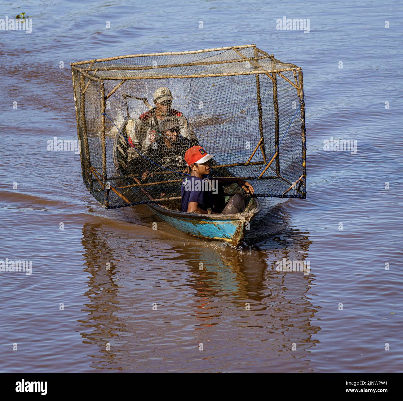 Borneo jungle fishing hi-res stock photography and images - Alamy