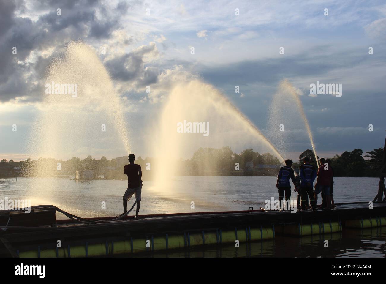Jakarta indonesia river people hi-res stock photography and images - Alamy