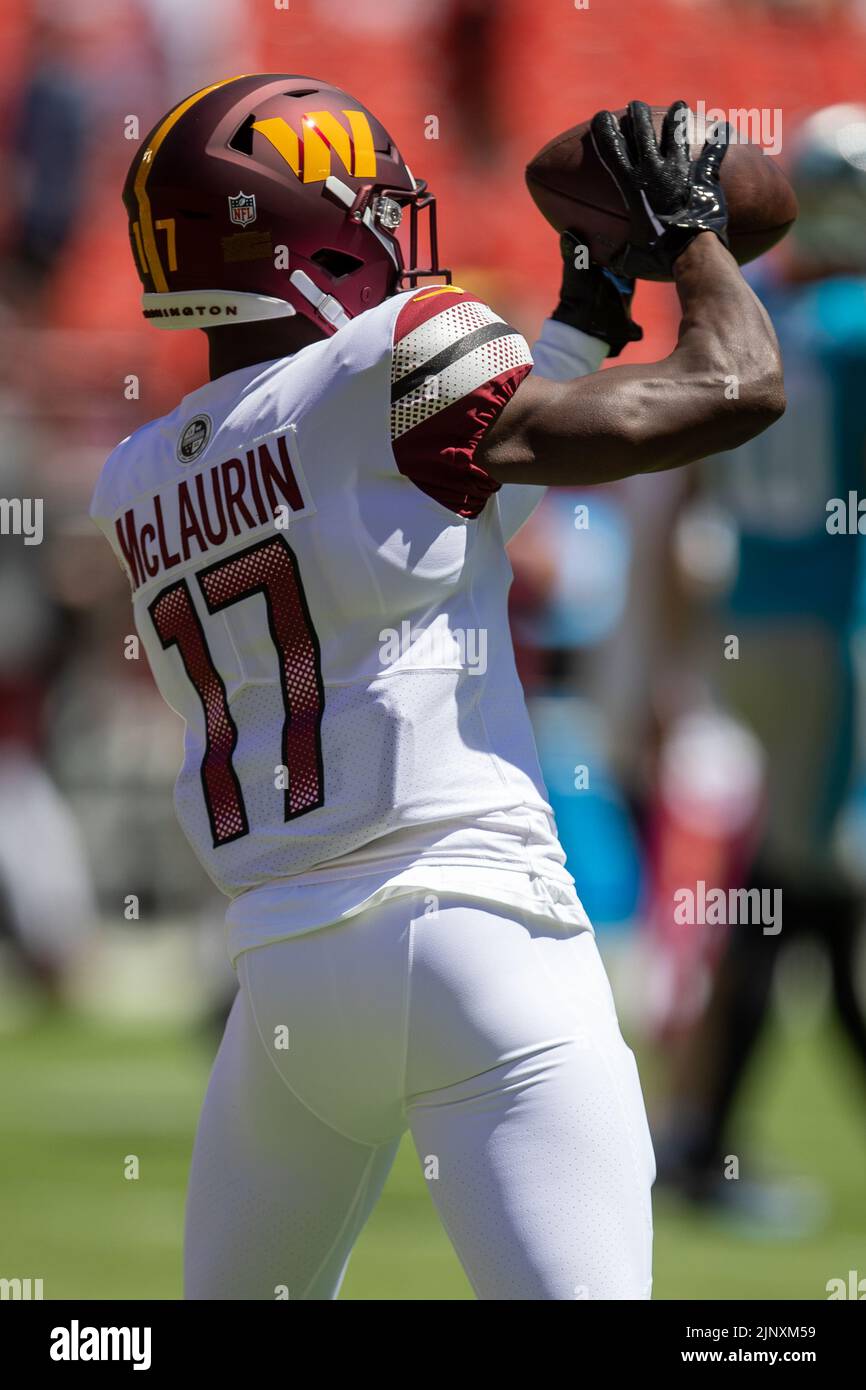 Washington Commanders wide receiver Terry McLaurin (17) completes a