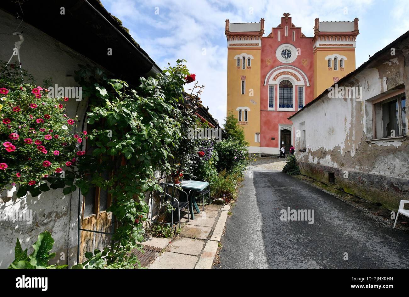 Nova Cerekev, Czech Republic. 14th Aug, 2022. Fifth Day of Jewish Heritage Sites, 55 selected Jewish Sights in the Czech Republic occasionally opened to public for free. Pictured Jewish synagogue in Nova Cerekev, Czech Republic, August 14, 2022. Credit: Lubos Pavlicek/CTK Photo/Alamy Live News Stock Photo