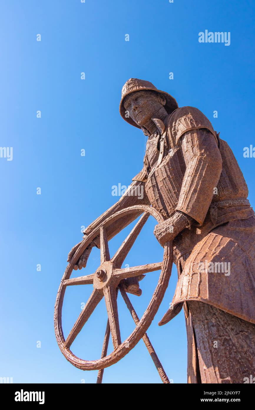 ''The Coxswain's Cry'' Metal Fisherman Statue Overlooking the Marina made of welded steel Seaham harbour County Durham UK by artist Roy Lonsdale Stock Photo