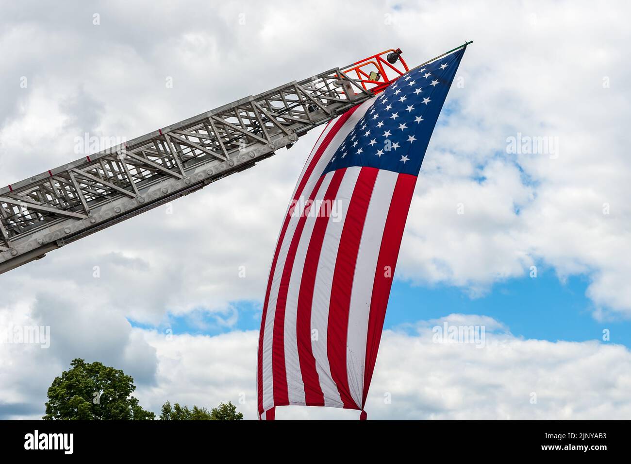 Dalton, Massachusetts. 13th August, 2022. Gathering to commemorate the tragic Screaming Eagles' Douglas C-53 plane crash 80 years ago. Stock Photo