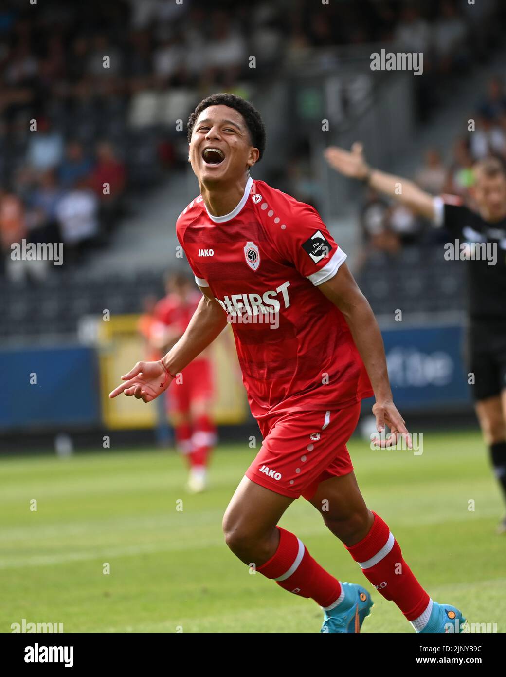 Antwerp's Anthony Valencia celebrates after scoring during a soccer ...