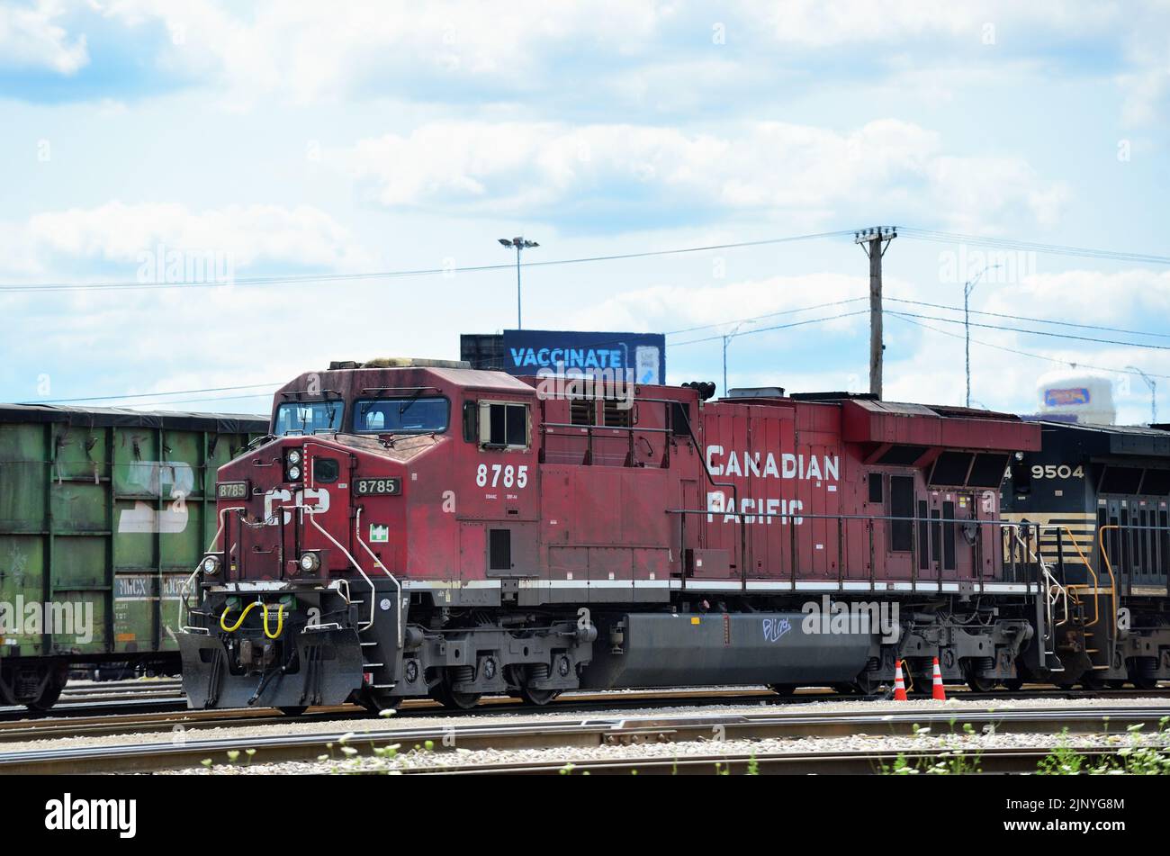 Franklin Park, Illinois, USA. Locomotives leading a freight train awaiting its departure from the Canadian Pacific Railway's Bensenville Yard. Stock Photo
