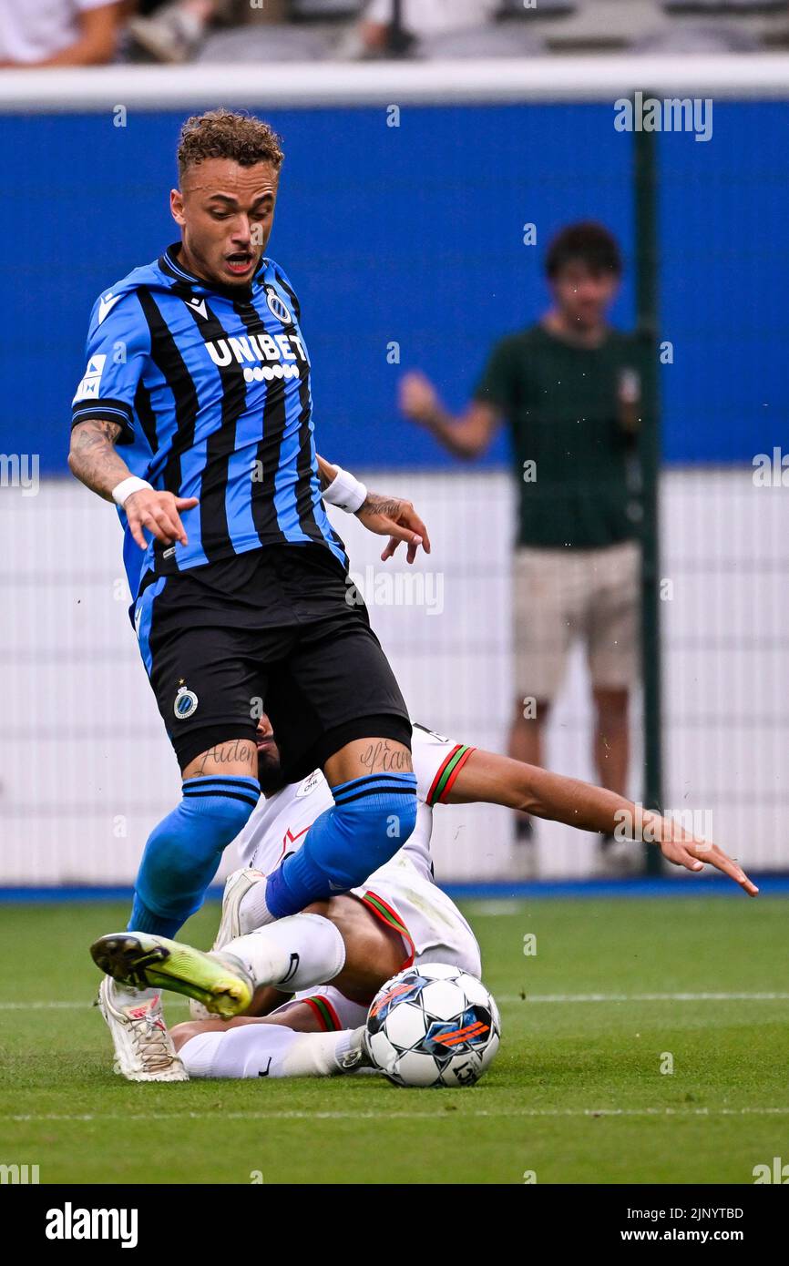 Club's Noa Lang provokes a penalty during a soccer match between OHL