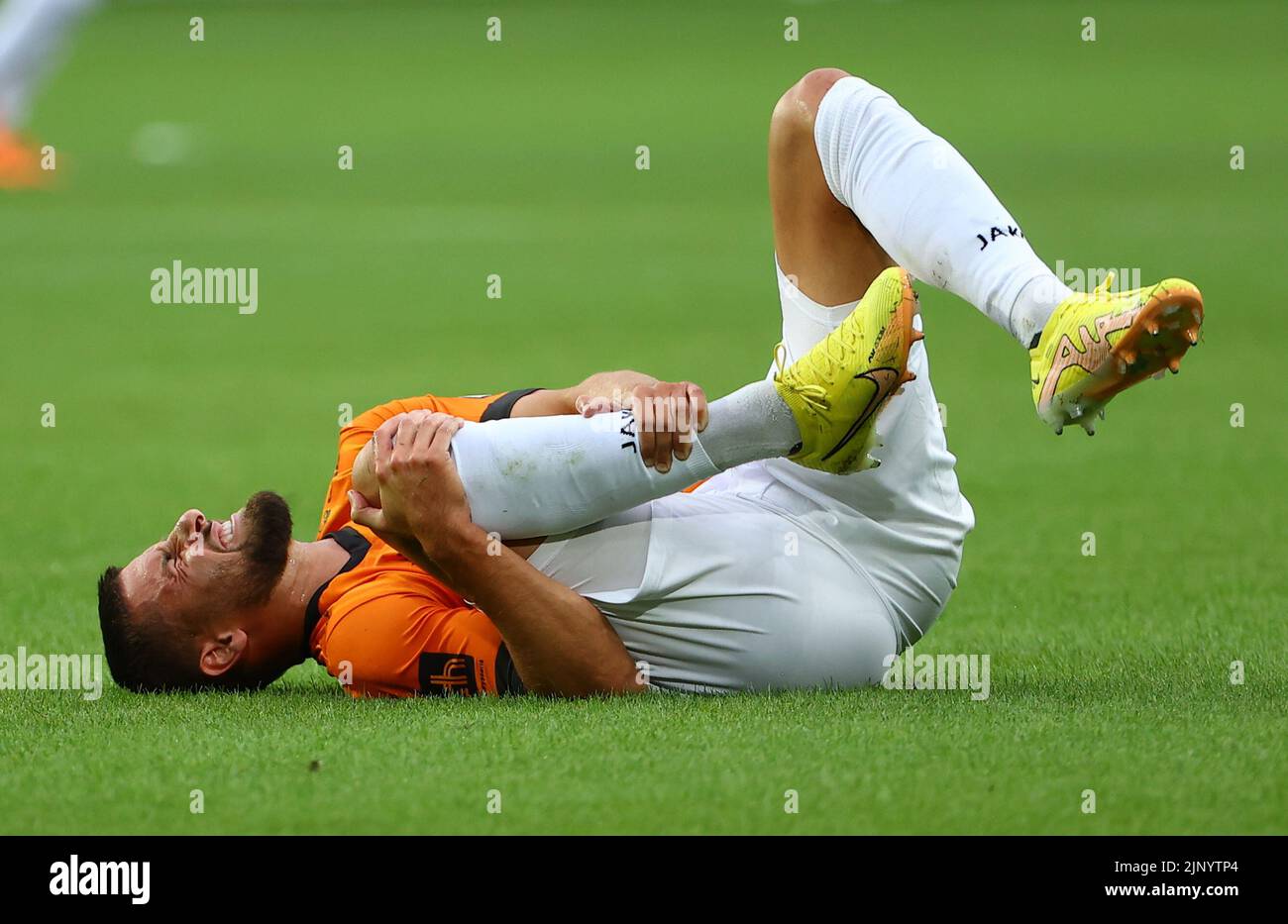 RSCA Futures' Simion Michez and Deinze's Dylan De Belder fight for the ball  during a soccer match between RSC Anderlecht Futures and KMSK Deinze,  Sunday 14 August 2022 in Anderlecht, on day