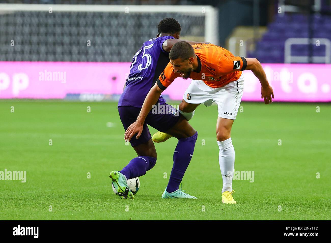 RSCA Futures' Simion Michez and Deinze's Christophe Janssens fight for the  ball during a soccer, Stock Photo, Picture And Rights Managed Image.  Pic. VPM-39010251