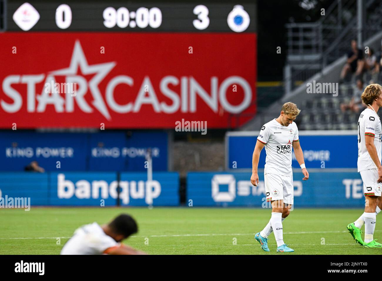 OHL's Joren Dom shows defeat after a soccer match between OHL Oud
