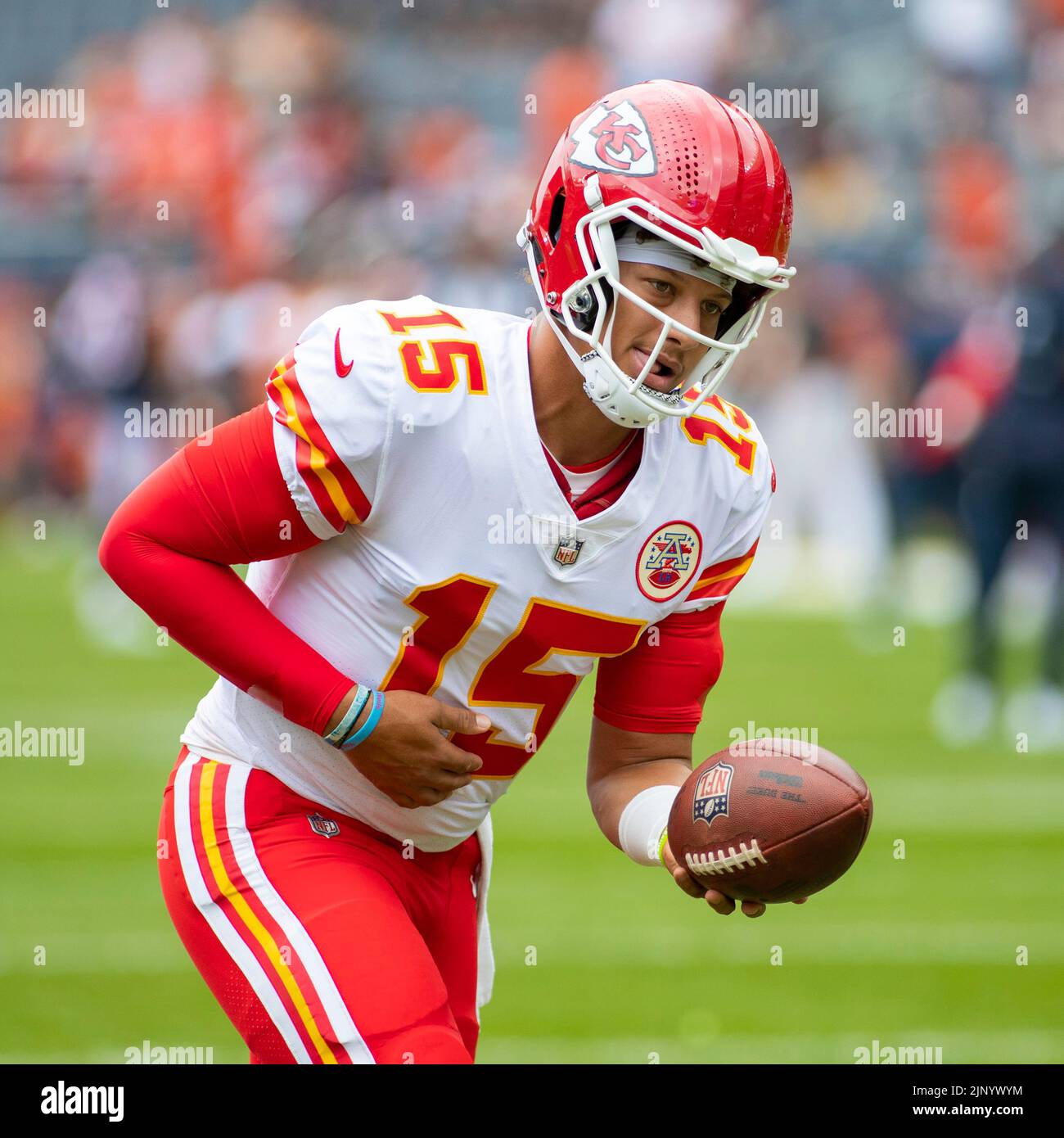 August 13, 2022: Chicago, Illinois, U.S. - Kansas City Chiefs Quarterback #15 Patrick Mahomes warms up before the game between the Kansas City Chiefs and the Chicago Bears at Soldier Field in Chicago, IL. Stock Photo