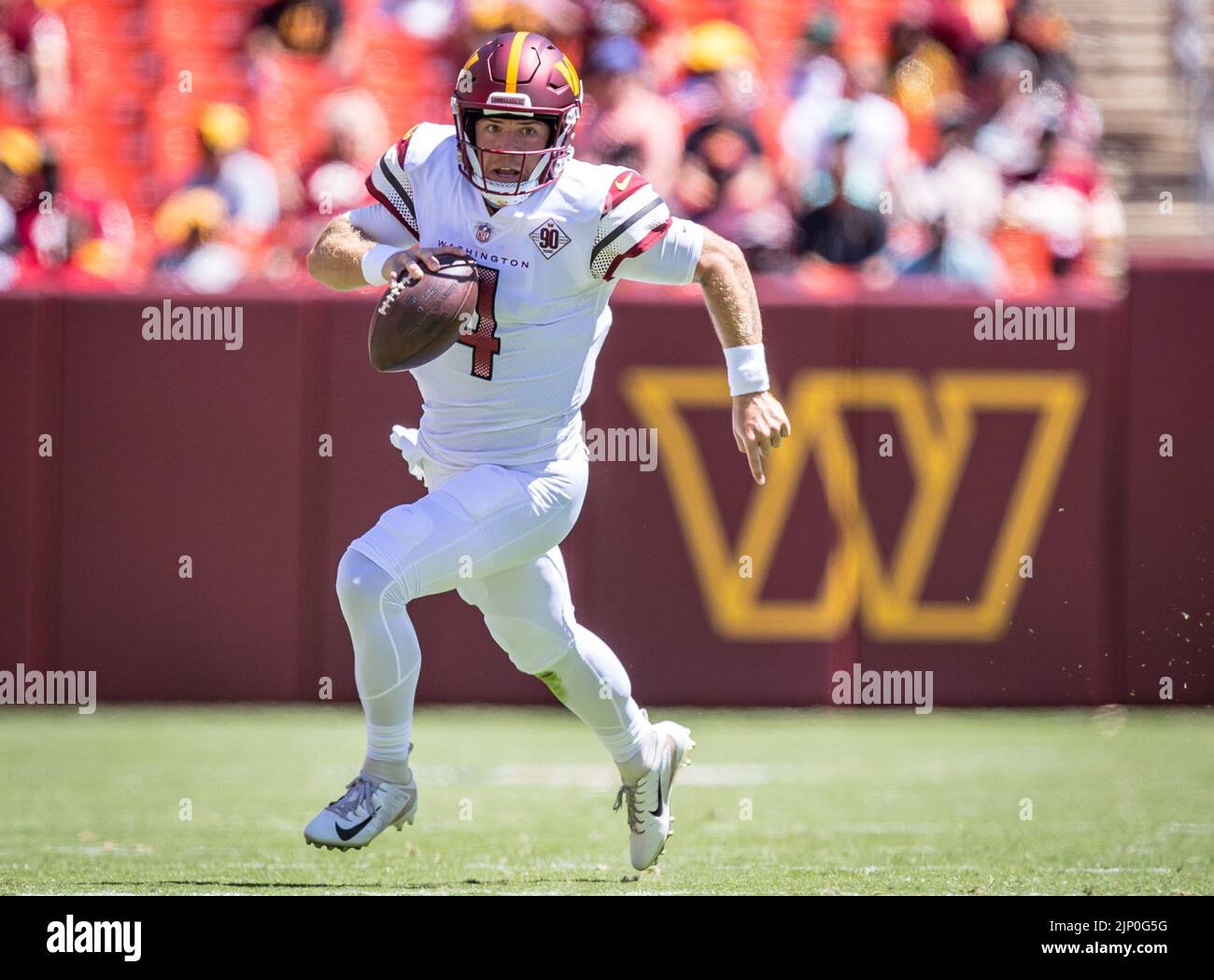 Washington Football Team quarterback Taylor Heinicke (4) throws during an  NFL football game against the Kansas City Chiefs, Sunday, Oct. 17, 2021 in  Landover, Md. (AP Photo/Daniel Kucin Jr Stock Photo - Alamy