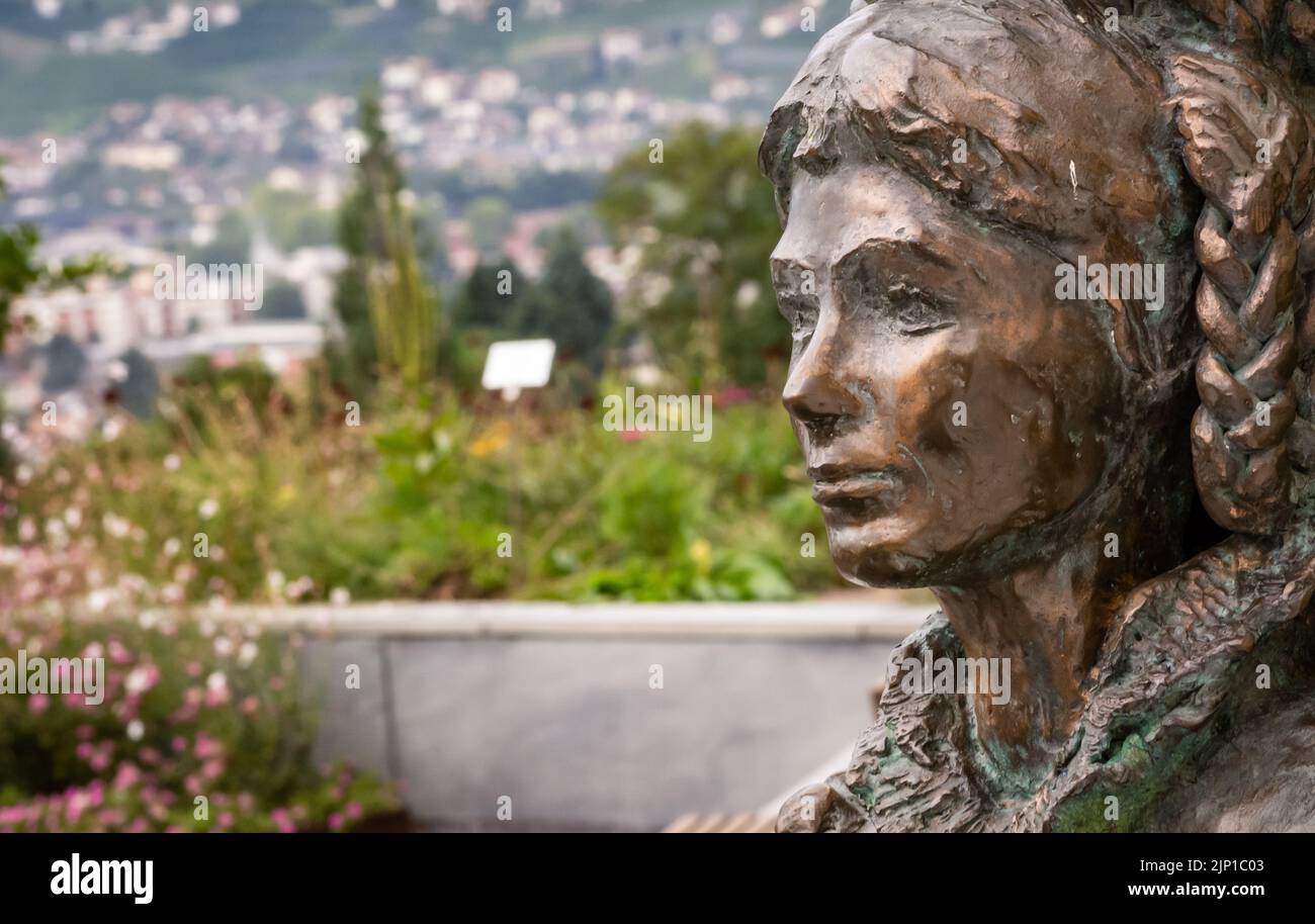 Close-up of bronze statue of Empress Sissi in the gardens of Trauttmansdorff Castle, Meran, South Tyrol, Italy, Europe - Merano in South tyrol Stock Photo