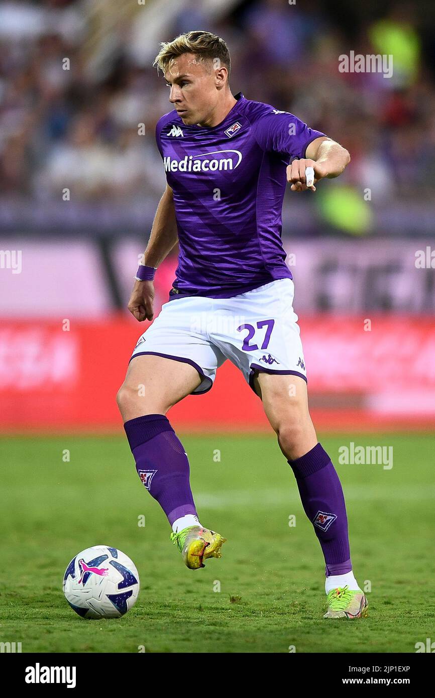 Florence, Italy. 14 August 2022. Szymon Zurkowski of ACF Fiorentina in action during the Serie A football match between ACF Fiorentina and US Cremonese. Credit: Nicolò Campo/Alamy Live News Stock Photo