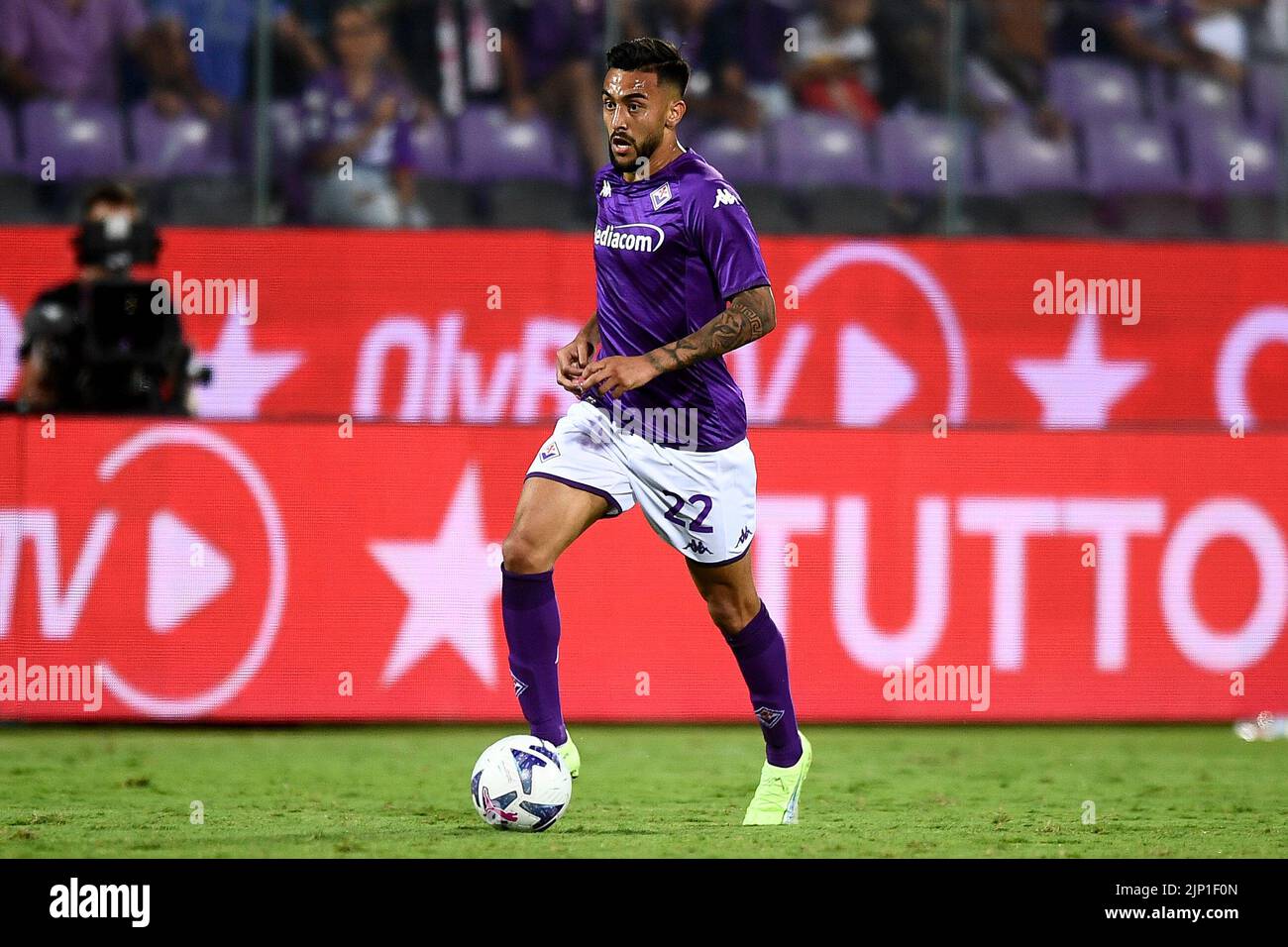 Florence, Italy. 03rd Apr, 2022. Nicolas Gonzalez (ACF Fiorentina)  celebrates after scoring a goal during ACF Fiorentina vs Empoli FC, italian  soccer Serie A match in Florence, Italy, April 03 2022 Credit