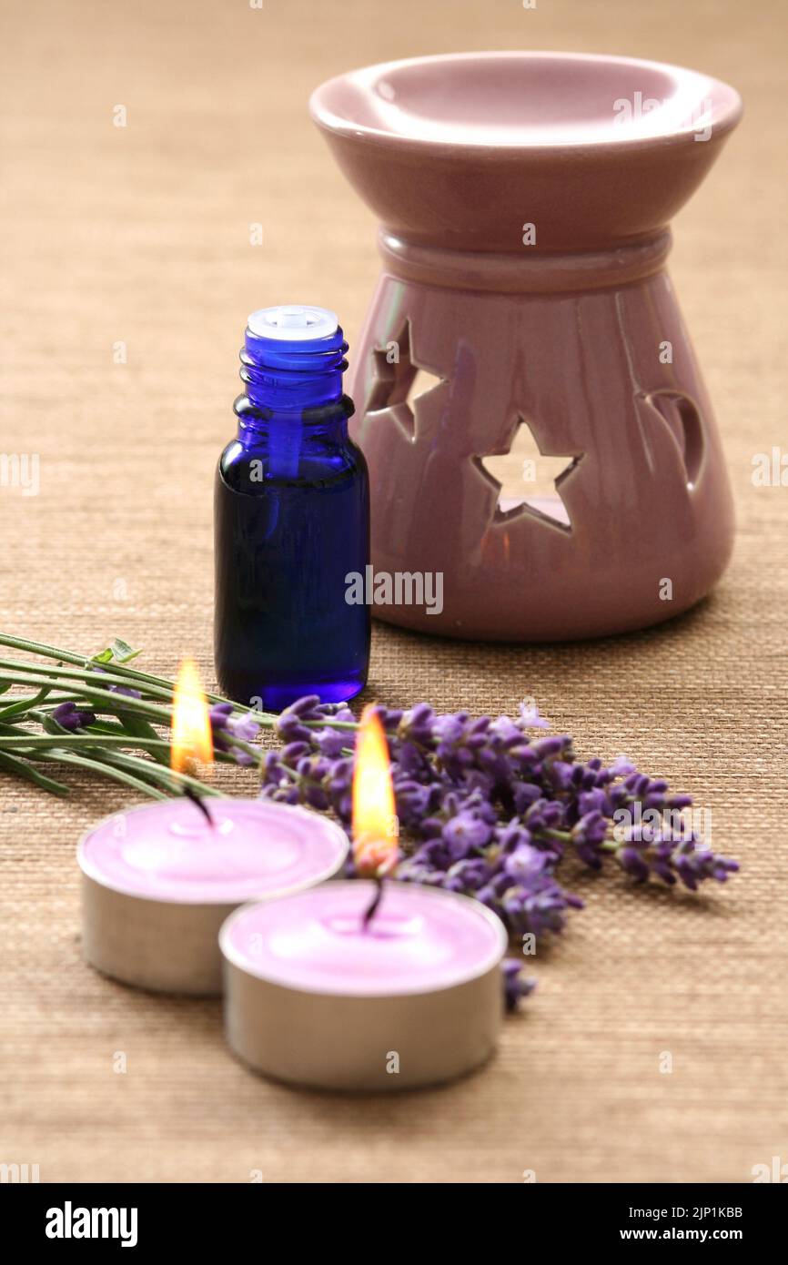 wellness & relax, essential oil, lavender scent, aromatherapy burner, spa treatment, wellness, wellness & relaxs, essential oils, lavender scents, Stock Photo