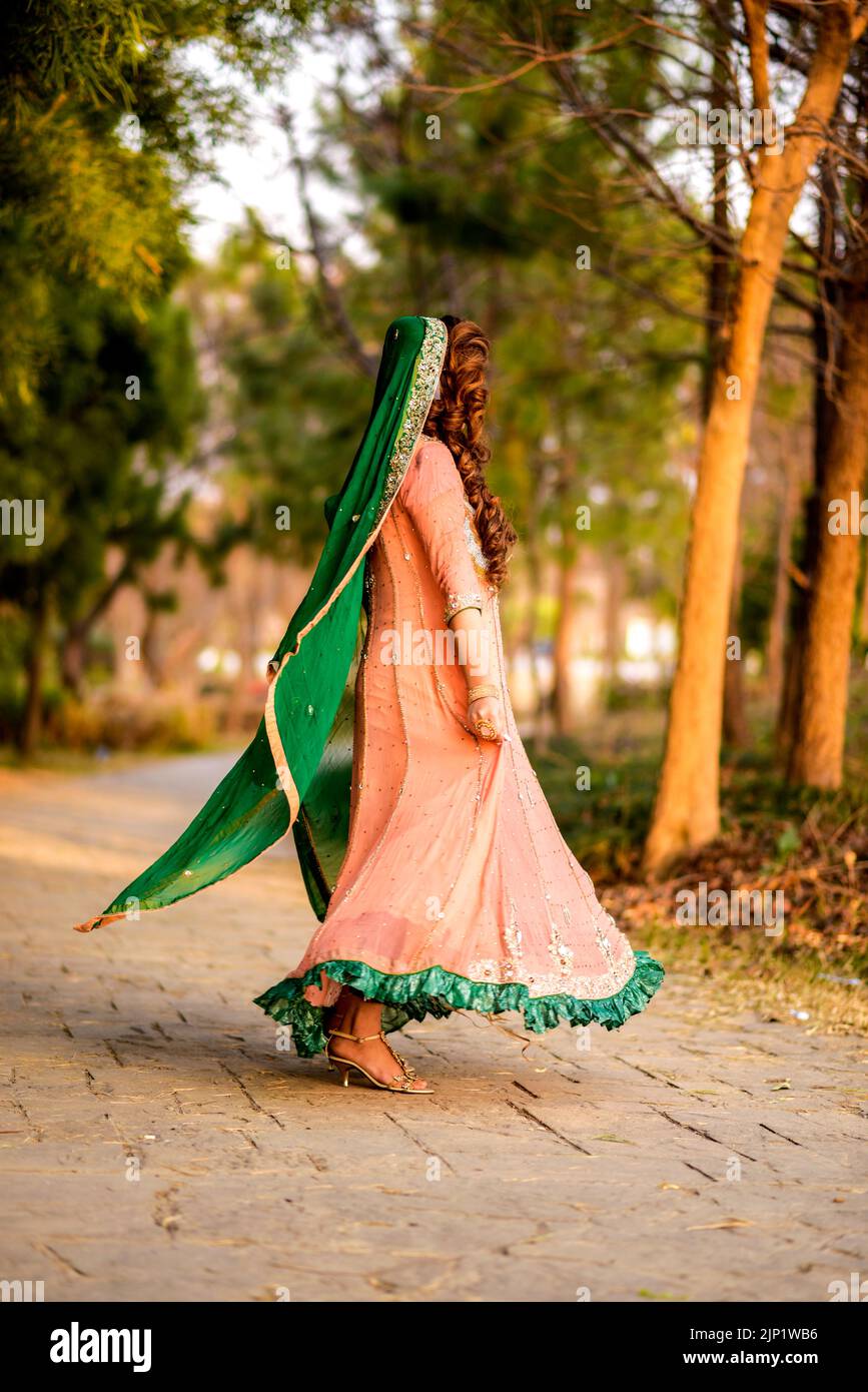 Pakistani dress hi res stock photography and images Alamy