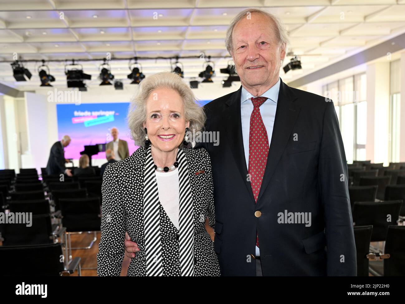 Berlin, Germany. 15th Aug, 2022. Isa Countess von Hardenberg and Andreas Count von Hardenberg arrive at a reception for invited guests to celebrate the 80th birthday of major shareholder Friede Springer. Credit: Britta Pedersen/dpa/Alamy Live News Stock Photo