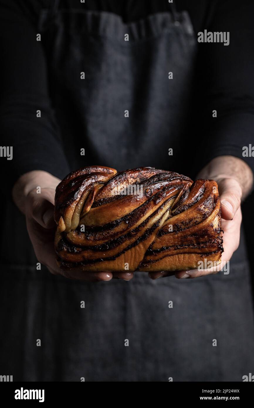 Schokoladen babka hi-res stock photography and images - Alamy