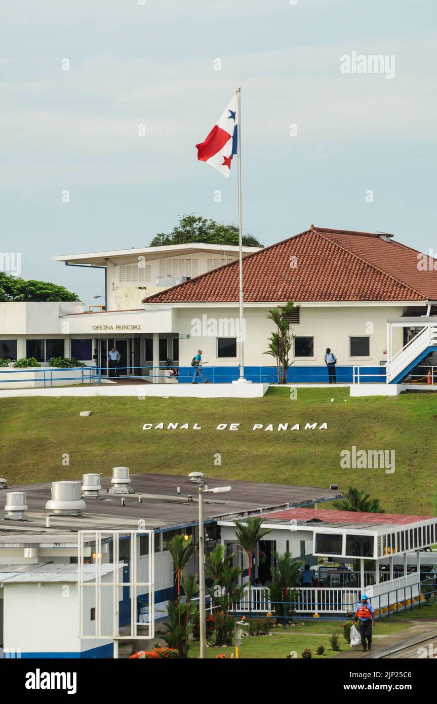 Princess cruises panama canal hi-res stock photography and images - Alamy