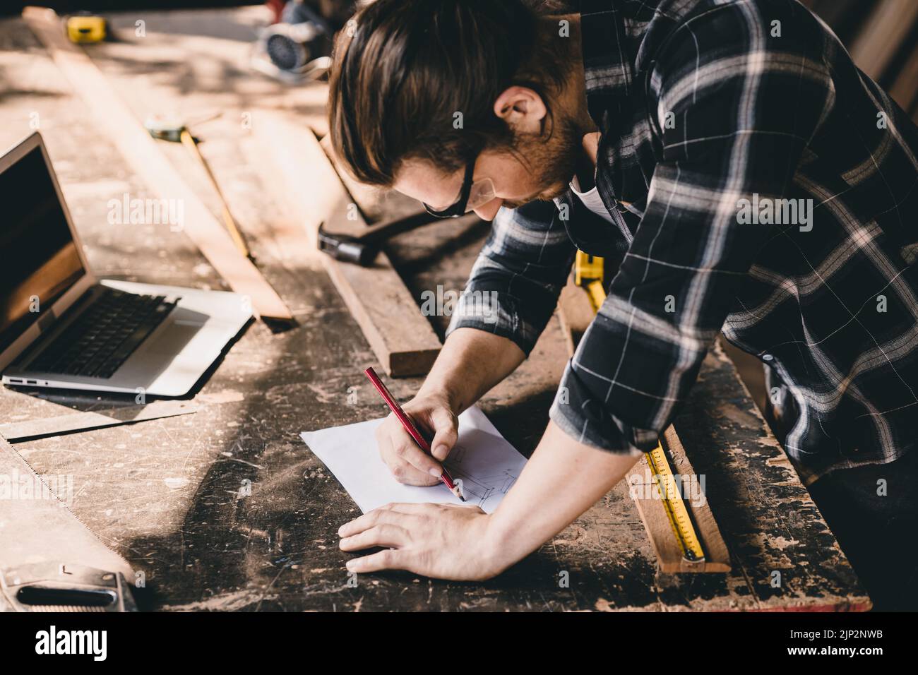 Builder engineer wood worker sketch design furniture home renovate