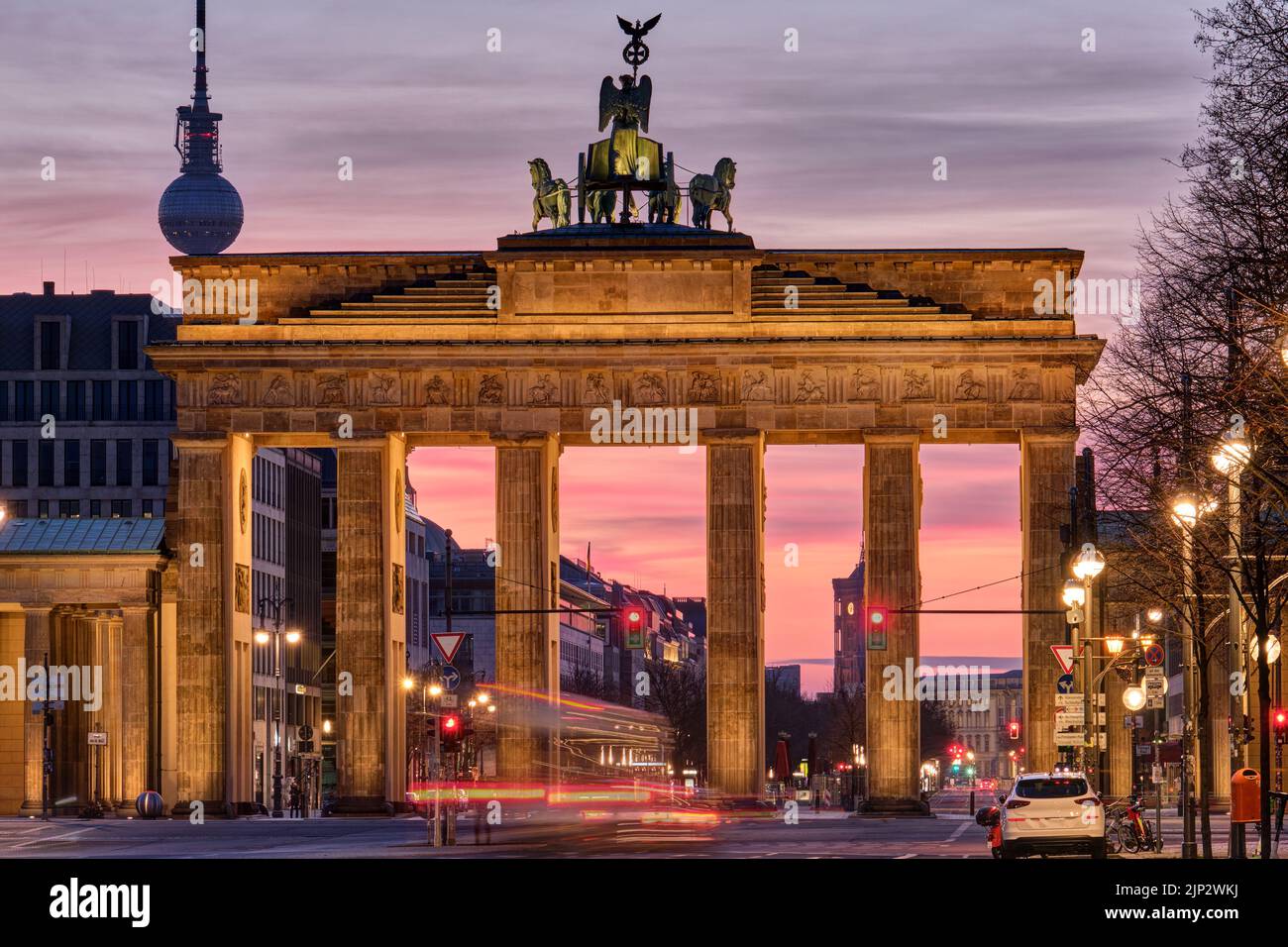brandenburg gate, brandenburg gates Stock Photo Alamy