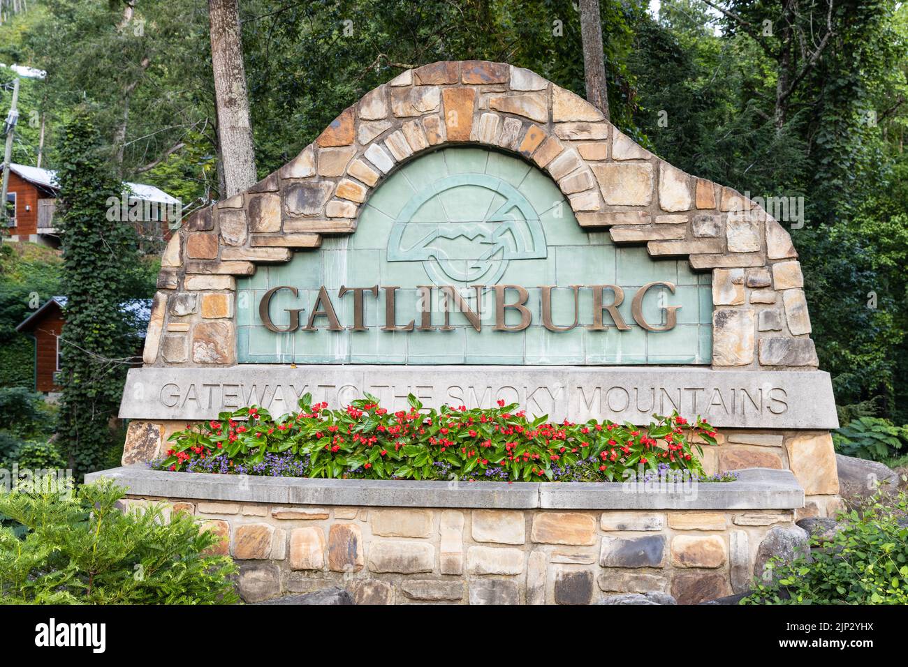 The Gatlinburg, 'Gateway to the Mountains' sign welcoming visitors, located in the Great Smoky Mountain National Park. Stock Photo